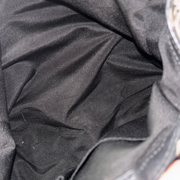 Vintage Coach bag  3 compartments.   Measured 10”h x 14”w x4”d - Picture 5 of 9